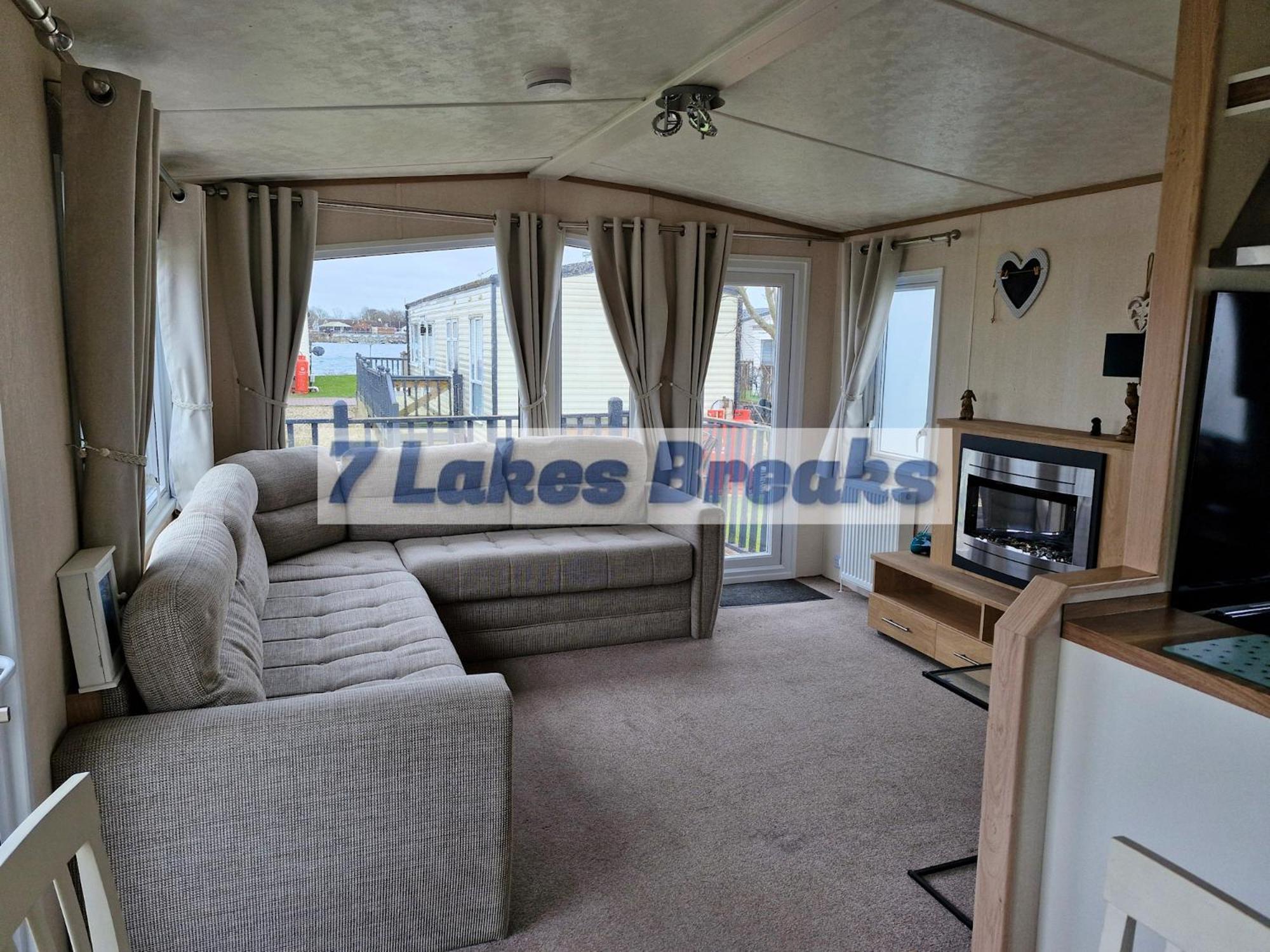 7 Lakes Breaks At 7 Lakes Country Park Crowle  Extérieur photo