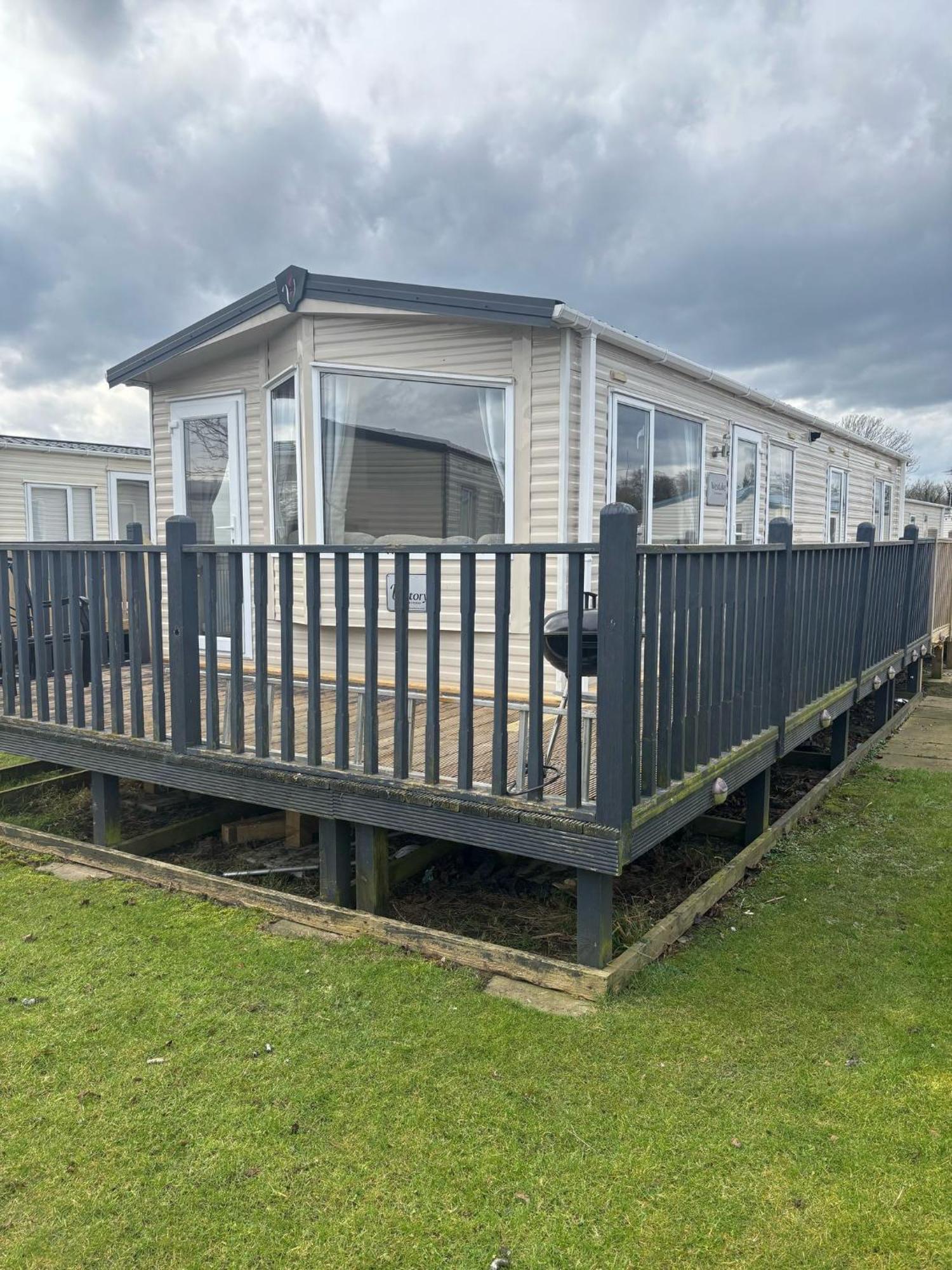 7 Lakes Breaks At 7 Lakes Country Park Crowle  Extérieur photo